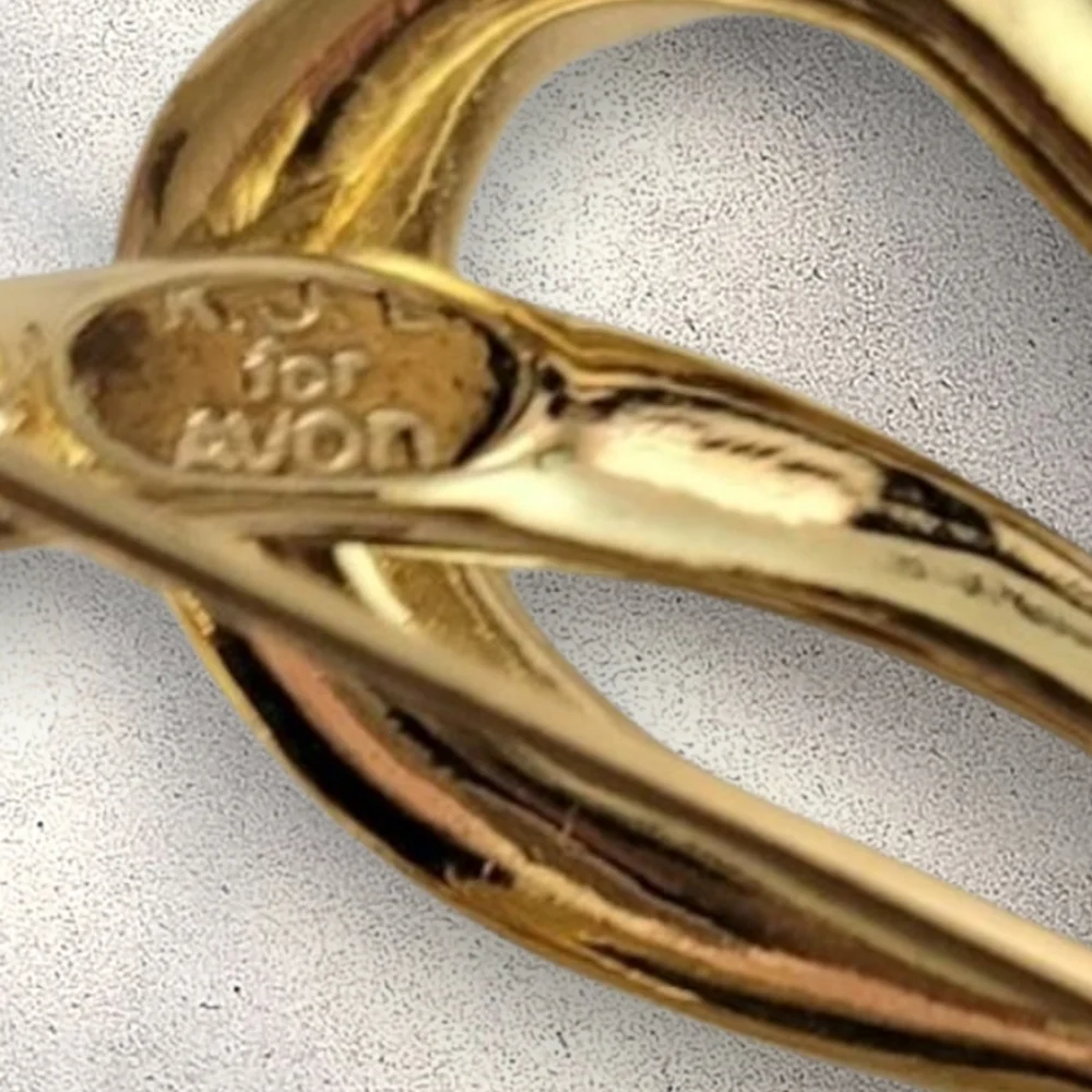 Vintage Kenneth Lane for Avon Large Gold Crystal‎ Bow Brooch